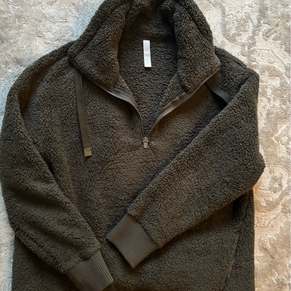 Athleta women’s 1/4 zip fleece - Picture 7 of 8